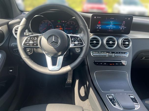 Mercedes-Benz GLC 300 e AMG 225 kW image number 9