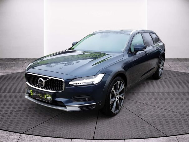 Volvo V90 Cross Country AWD B4 145 kW image number 1