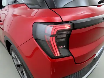 Car image 47