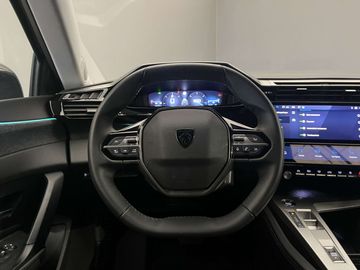 Car image 37