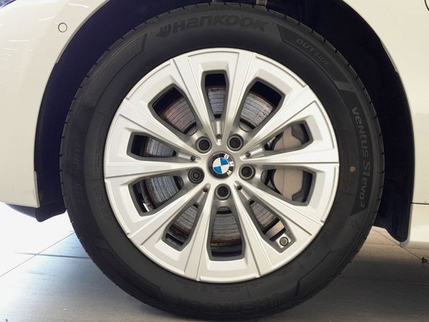 BMW 330e Touring Advantage xDrive 215 kW image number 5