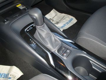 Car image 15