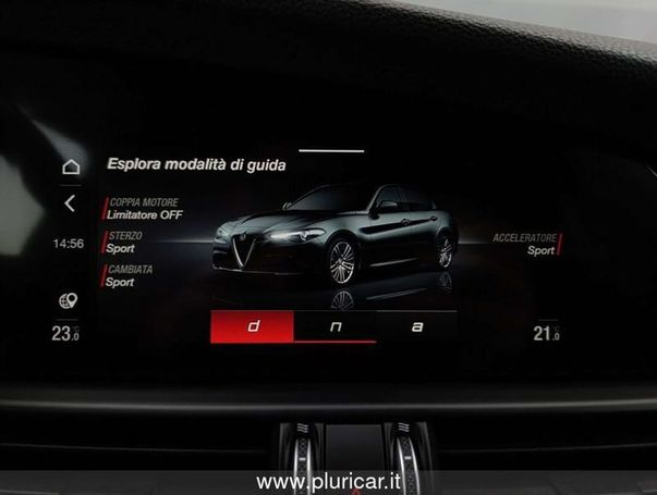 Alfa Romeo Giulia AT8 118 kW image number 28