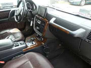 Car image 42