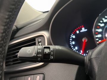 Car image 38