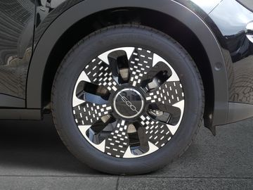Car image 34