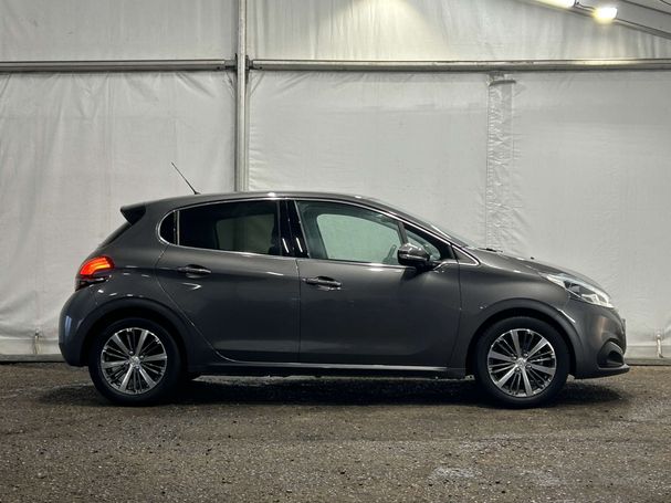 Peugeot 208 PureTech Allure 61 kW image number 14