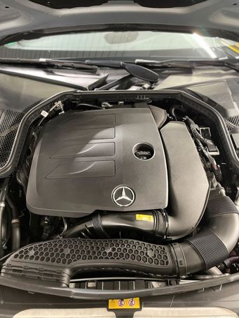 Mercedes-Benz C 300 Coupe 190 kW image number 8