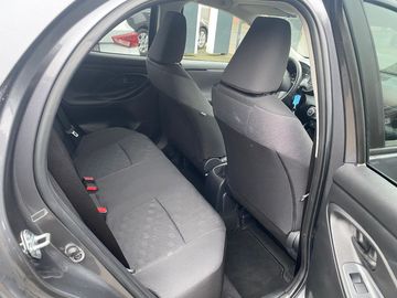 Car image 12