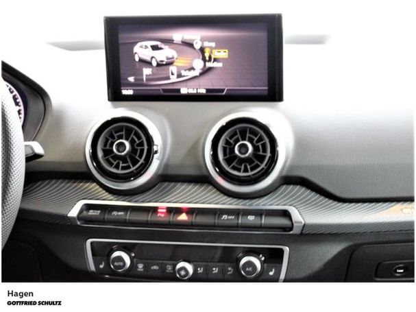 Audi SQ2 TFSI quattro S tronic 221 kW image number 12