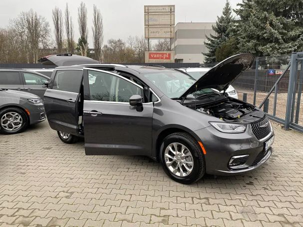 Chrysler Pacifica 208 kW image number 9