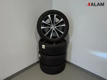 Car image 31