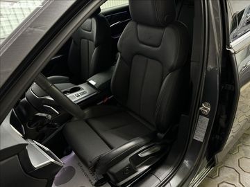 Car image 37