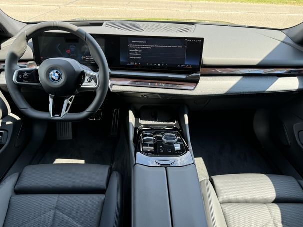 BMW i5 eDrive40 250 kW image number 14