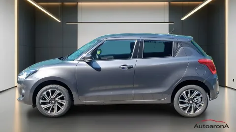 Car image 5