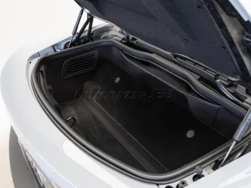 Car image 36