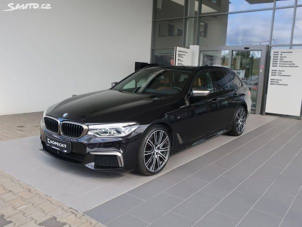 BMW 550d Touring xDrive 294 kW image number 1