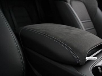 Car image 36