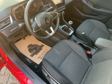 Car image 14