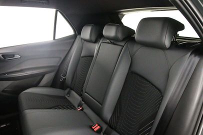 Car image 41