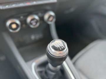 Car image 22