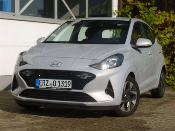 Hyundai i10 1.0 Trend 49 kW image number 2