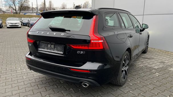 Volvo V60 D3 AWD Momentum 110 kW image number 8