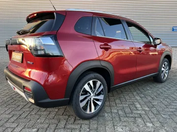 Car image 2