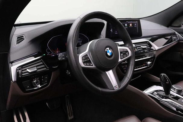 BMW 630i Gran Turismo 190 kW image number 18