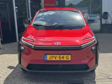 Car image 2