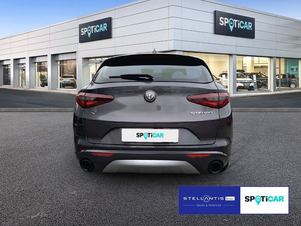 Alfa Romeo Stelvio 2.0 Turbo Q4 206 kW image number 4