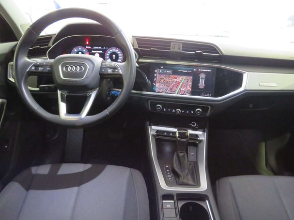 Audi Q3 35 TDI quattro S tronic Business 110 kW image number 15