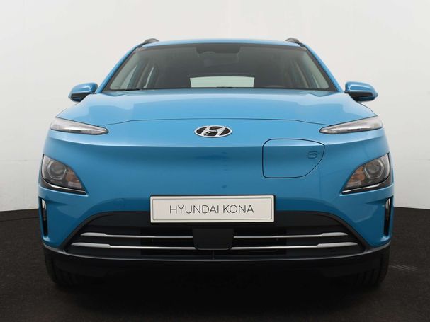 Hyundai Kona EV 100 kW image number 3