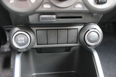 Car image 31