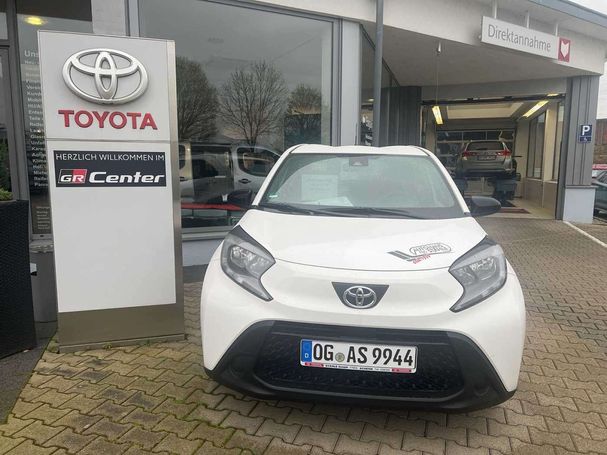 Toyota Aygo X 53 kW image number 2