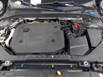 Car image 34
