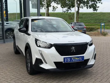 Car image 21