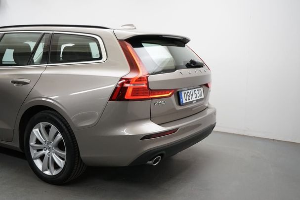 Volvo V60 B4 147 kW image number 3