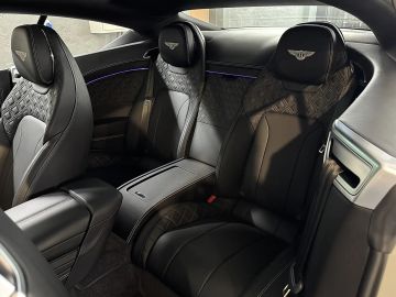 Car image 38