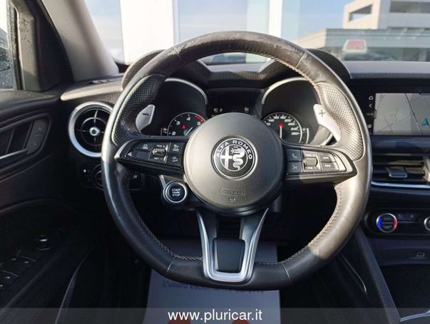 Alfa Romeo Stelvio AT8 Q4 140 kW image number 18