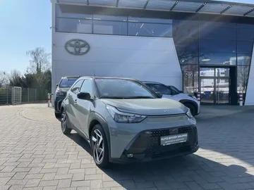 Car image 2