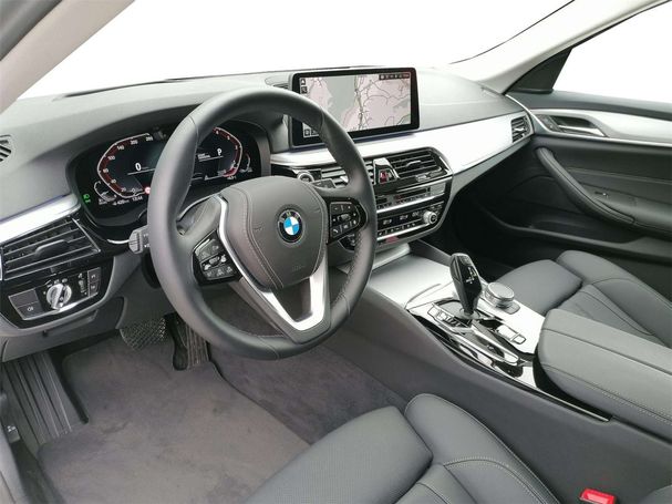 BMW 520d Touring 140 kW image number 6