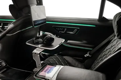 Car image 27