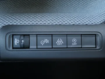 Car image 31