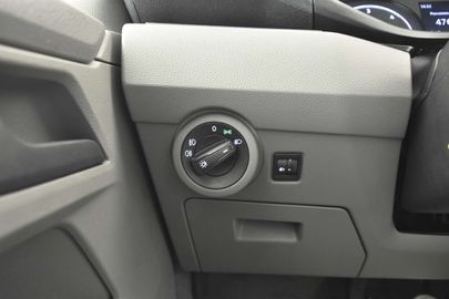 Car image 33