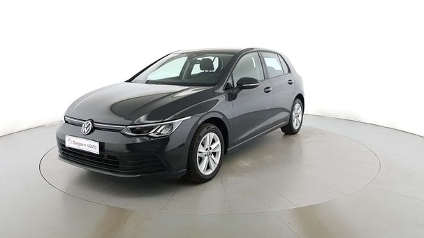 Volkswagen Golf 1.0 eTSI Life DSG 81 kW image number 1