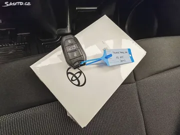 Car image 34