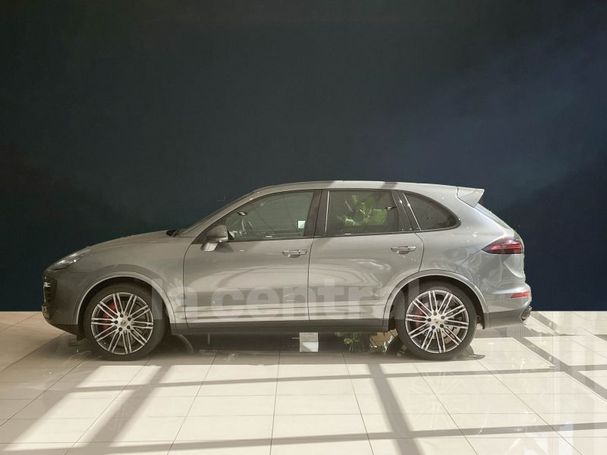 Porsche Cayenne Turbo Tiptronic 382 kW image number 2