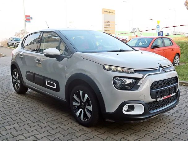 Citroen C3 Pure Tech SHINE 61 kW image number 3