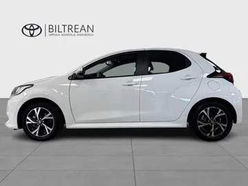 Car image 5